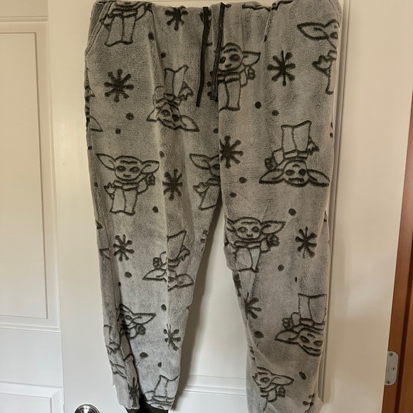 ☀️ Star Wars lounge set Baby Yoda Grogu - Picture 4 of 6